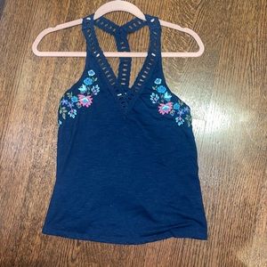 Navy blue flower printed tank!